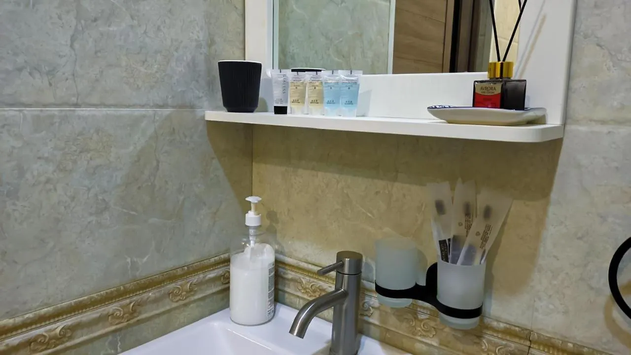 Уютная Квартира Рядом С Mega Алма-Ата Almaty Apartment